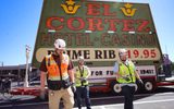 El Cortez Sign Move 7