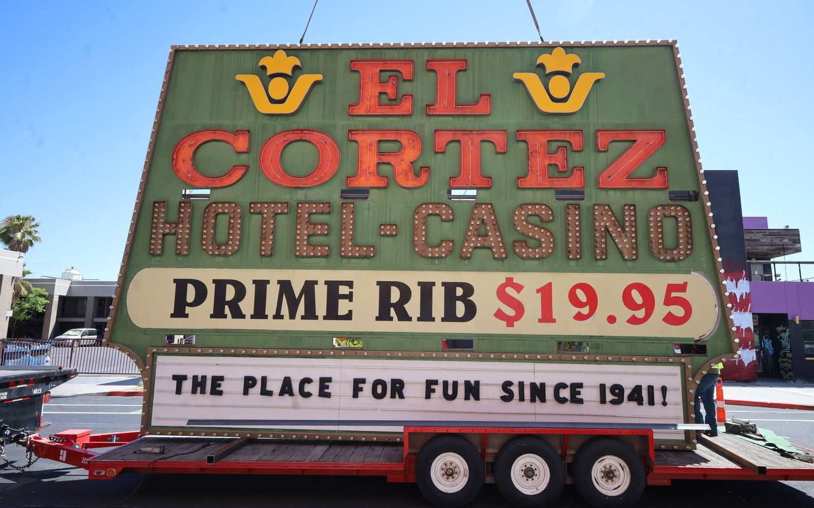 El Cortez Sign Move