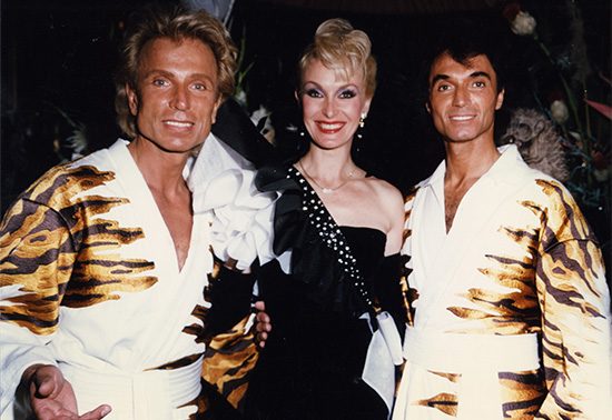 L to R: Siegfried Fischbacher, Lynette Chappell, Roy Horn